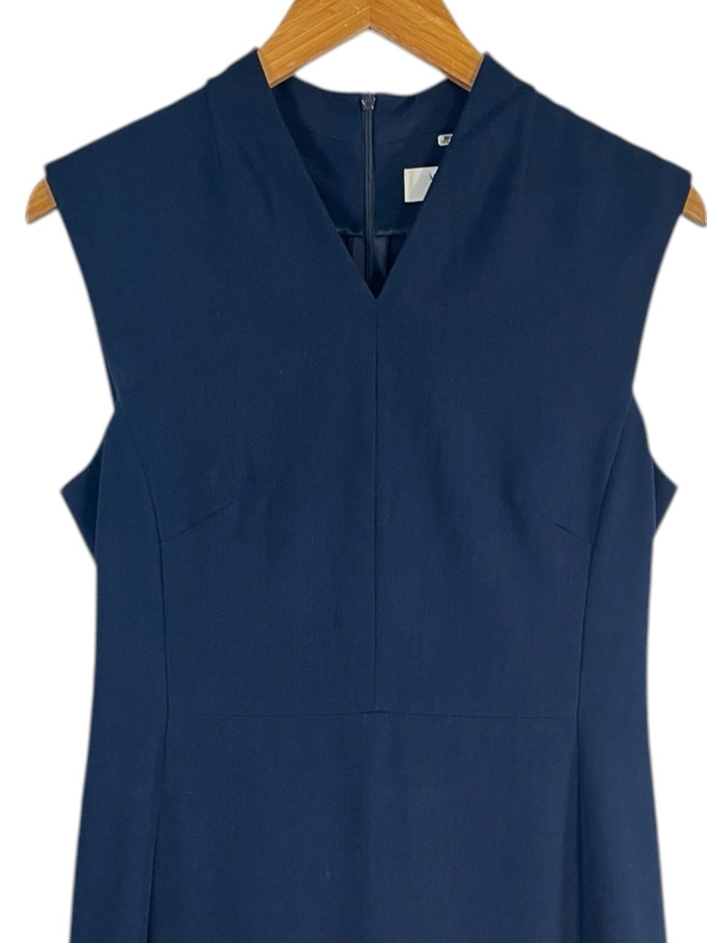 M.M. LaFleur The Aditi Sleeveless Sheath Dress size 0 in Navy - Picture 5 of 9
